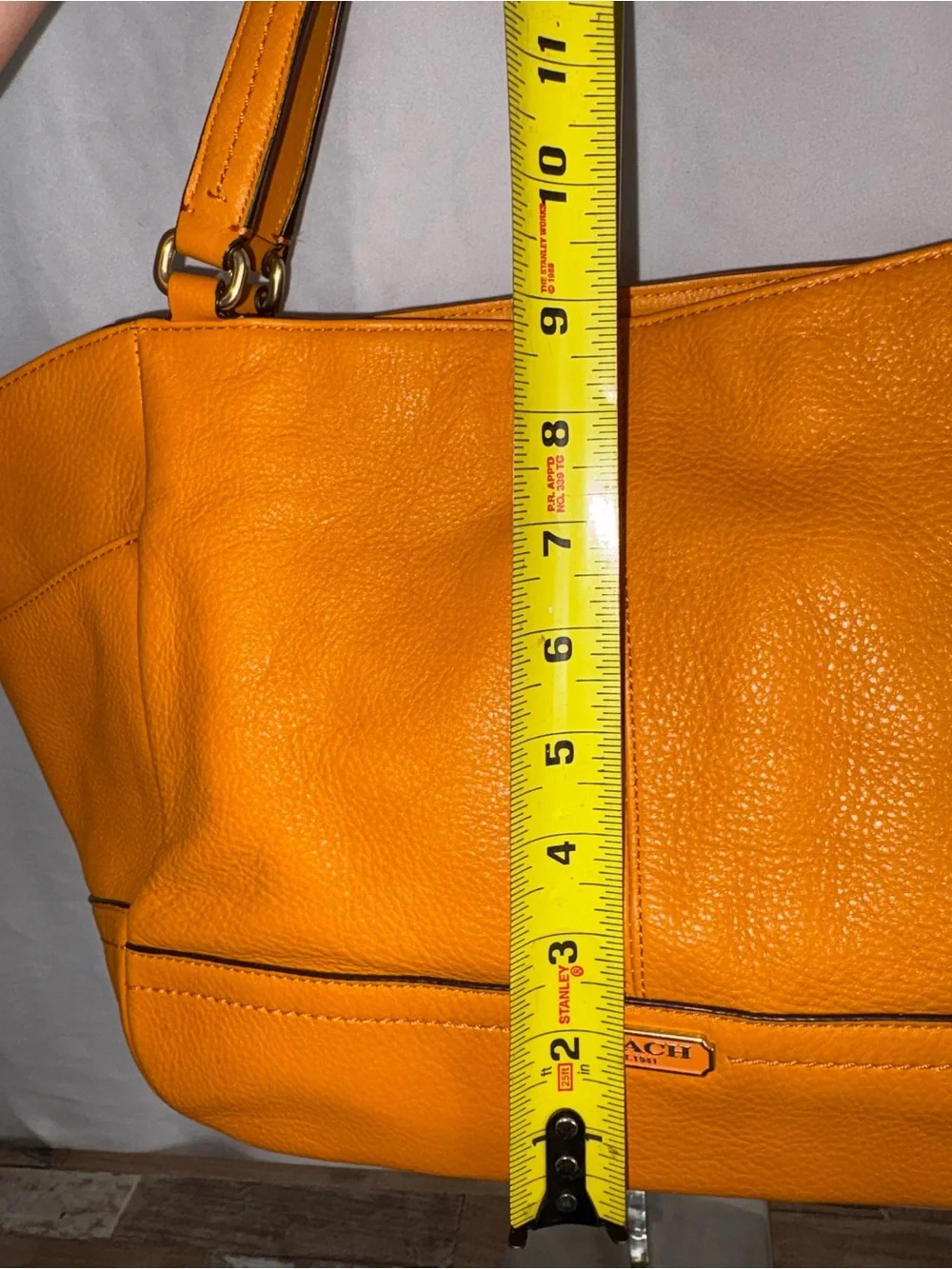 NWT Coach Park Leather Carrie Tote in Orange Spice- RARE!